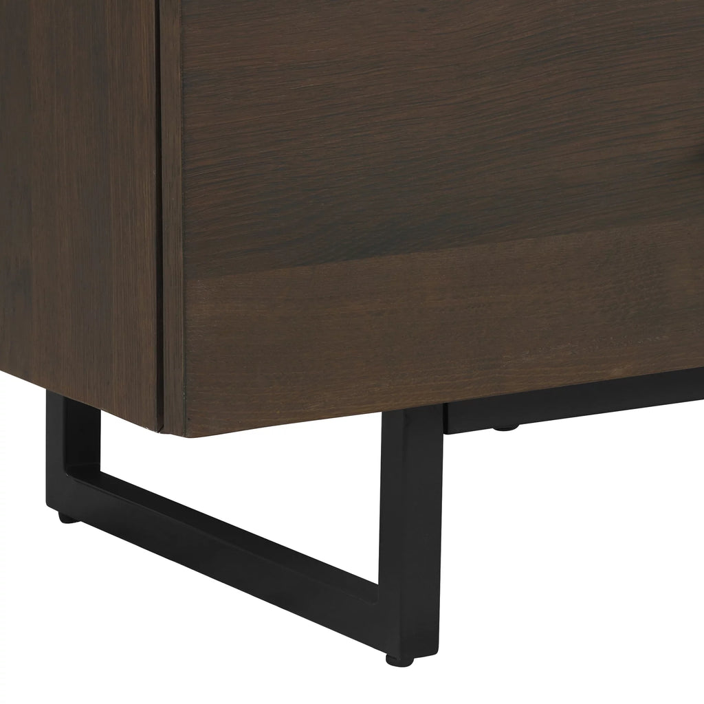 6 Drawer Oak Wood Dresser with Black Metal Legs Z680528